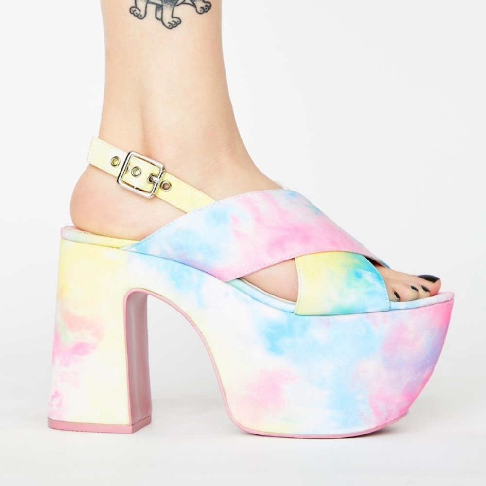 Teenage dream tie dye platform sandal